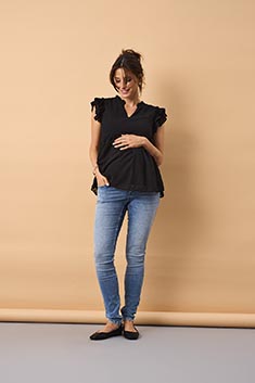 6 ONLY MATERNITY IMAGE SS24 </br> Valid from 01.12.2023 until 30.04.2024 </br> 